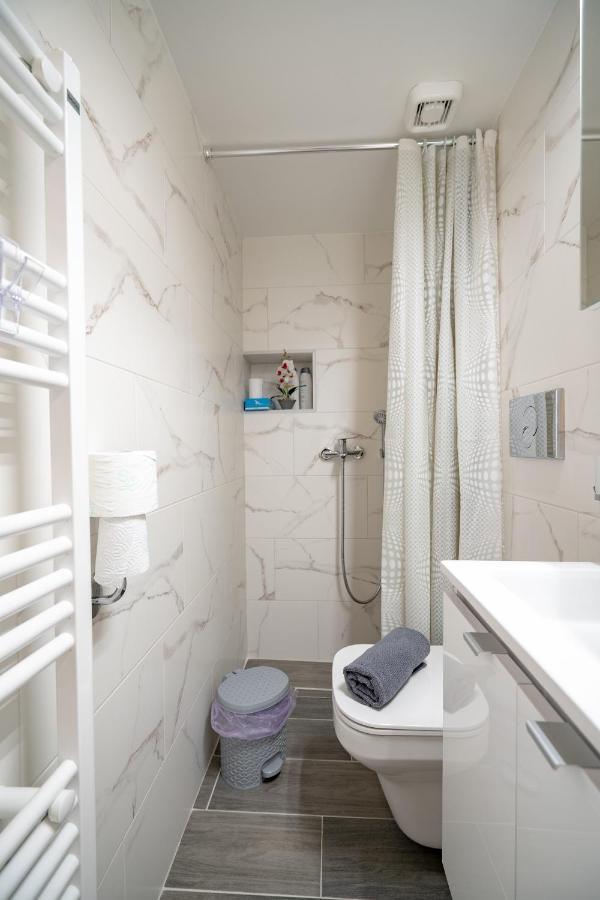 Agios Ioannis Metro St. 2 Bedrms 6 Pers. Apartment Athen Eksteriør billede