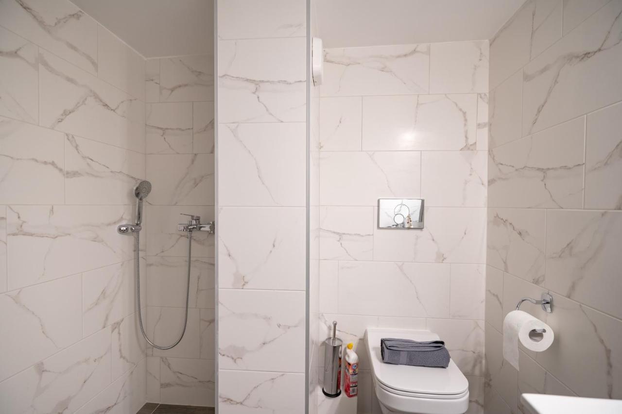 Agios Ioannis Metro St. 2 Bedrms 6 Pers. Apartment Athen Eksteriør billede