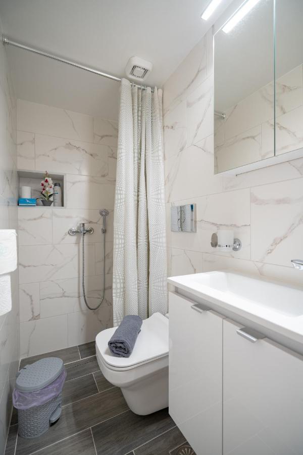 Agios Ioannis Metro St. 2 Bedrms 6 Pers. Apartment Athen Eksteriør billede